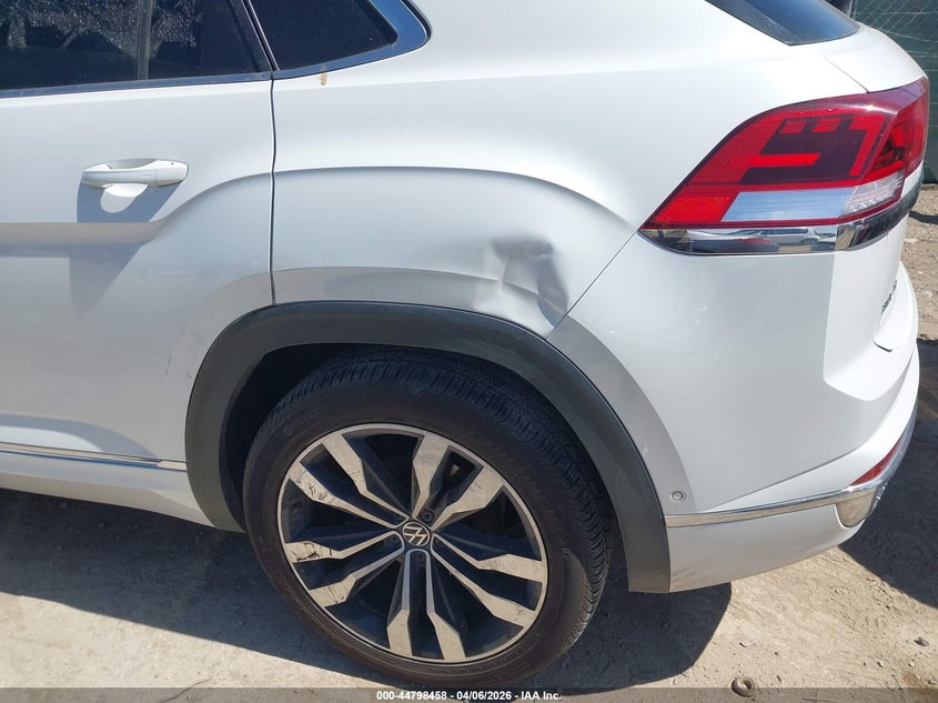 2022 Volkswagen Atlas Cross Sport 3.6L V6 Sel Premium R-Line VIN: 1V2FE2CA8NC200205 Lot: 44798458