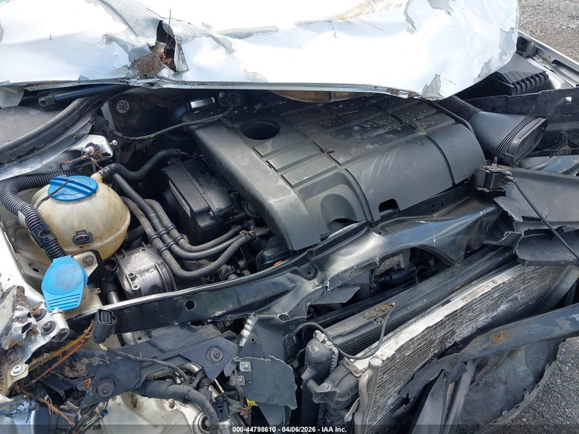 2007 Volkswagen Passat 2.0T VIN: WVWHK73C87P045586 Lot: 44798610