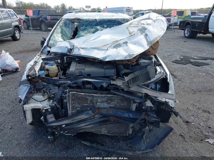 2007 Volkswagen Passat 2.0T VIN: WVWHK73C87P045586 Lot: 44798610