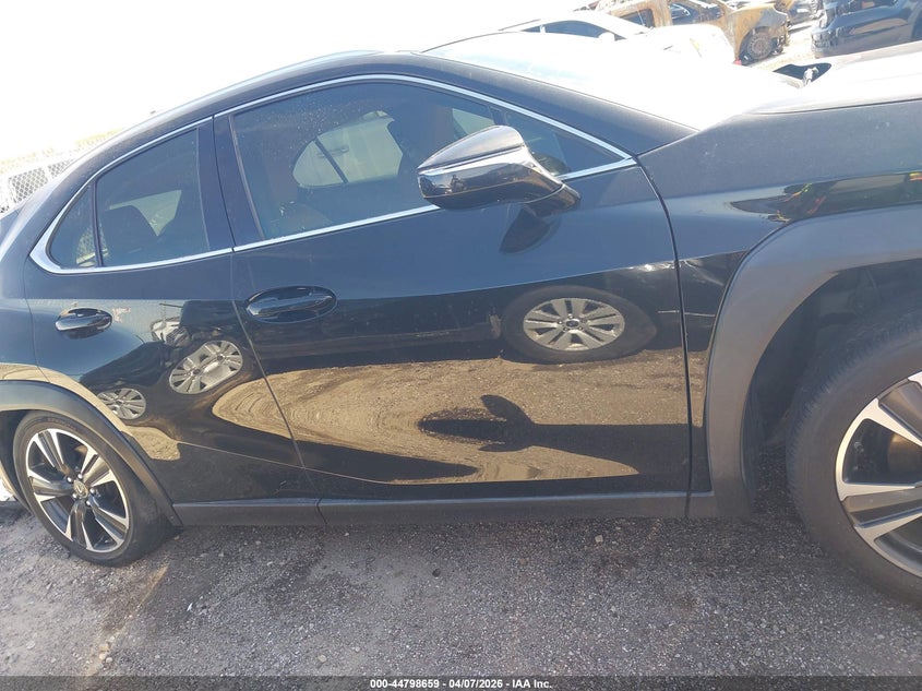 2019 Lexus Ux 200 VIN: JTHY3JBH3K2000941 Lot: 44798659