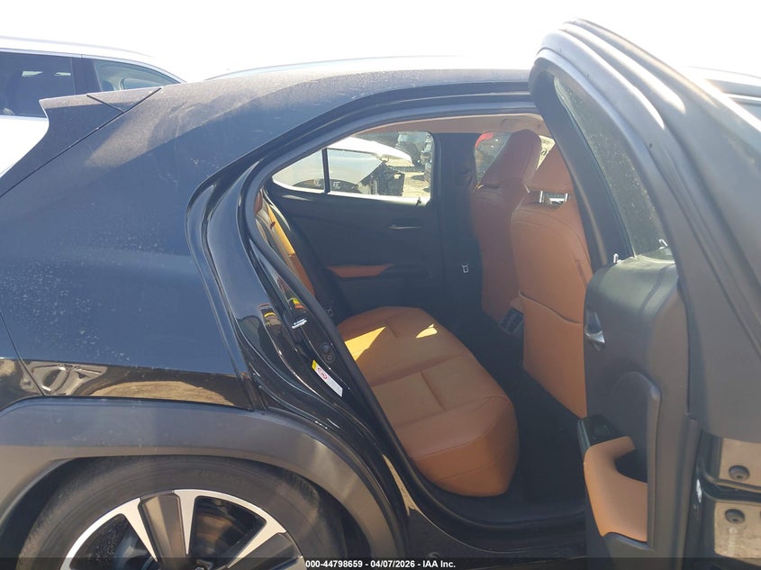 2019 Lexus Ux 200 VIN: JTHY3JBH3K2000941 Lot: 44798659