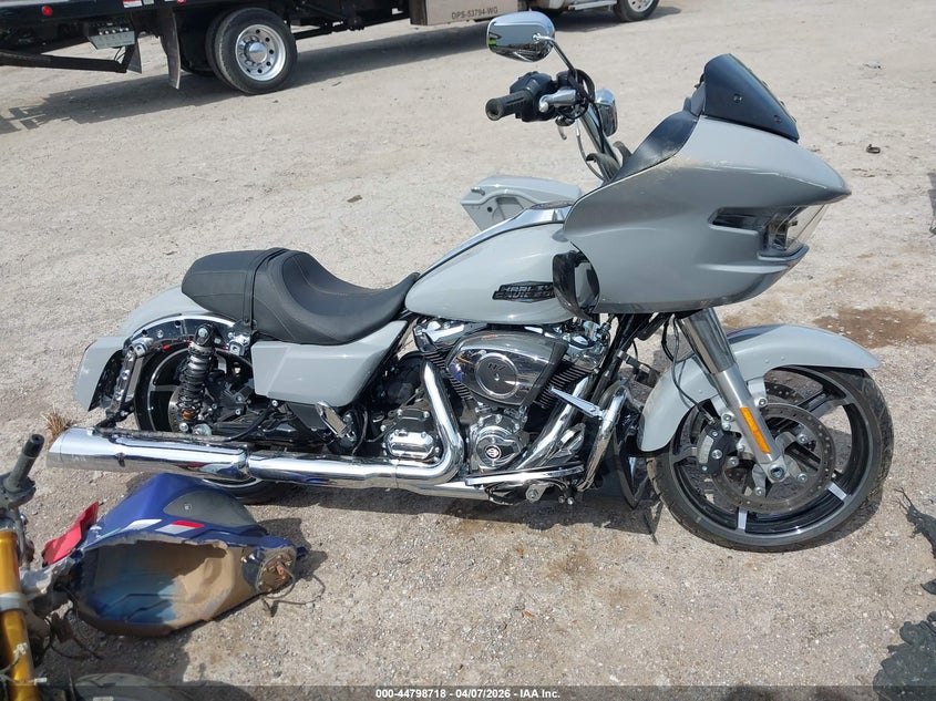 2025 Harley-Davidson Fltrx VIN: 1HD1KH716SB632633 Lot: 44798718