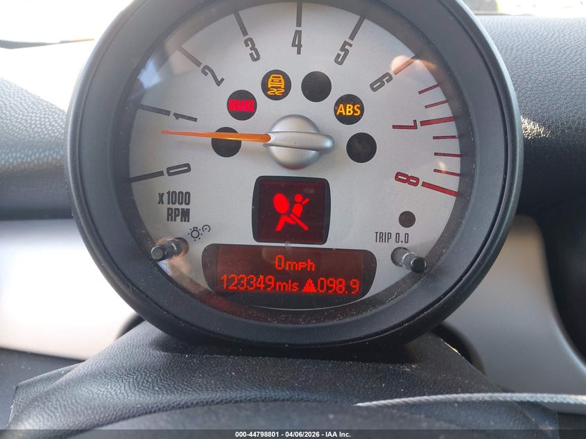 2011 Mini Cooper Clubman VIN: WMWZF3C53BTX81741 Lot: 44798801