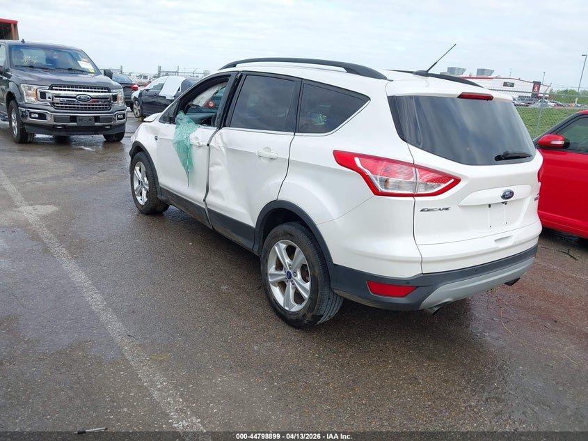 2015 Ford Escape 1.6 Se white Lot 111044798899 Vin 1FMCU0GX9FUC60592