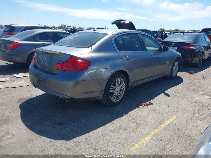 2011 Infiniti G37 Journey