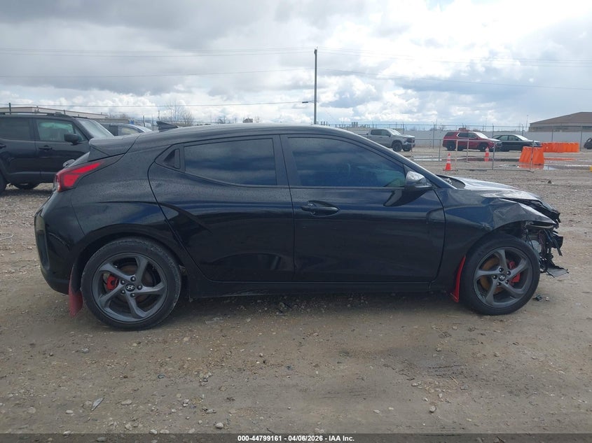 2019 Hyundai Veloster 2.0 VIN: KMHTG6AF1KU010185 Lot: 44799161