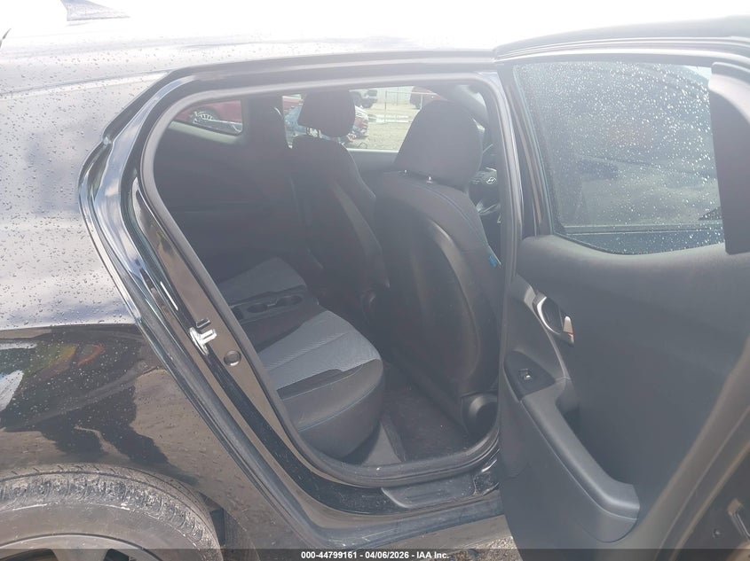 2019 Hyundai Veloster 2.0 VIN: KMHTG6AF1KU010185 Lot: 44799161