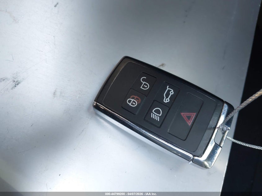 2022 Land Rover Range Rover Velar P250 R-Dynamic S VIN: SALYT2EX7NA331079 Lot: 44799200