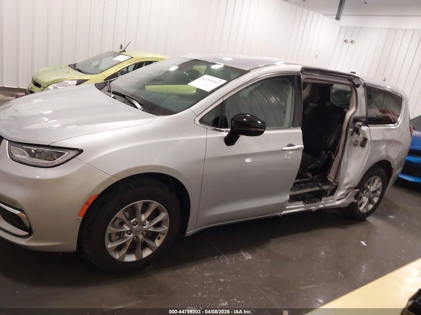 2024 CHRYSLER PACIFICA VAN 3.6L V-6 DOHC, VVT, 287HP