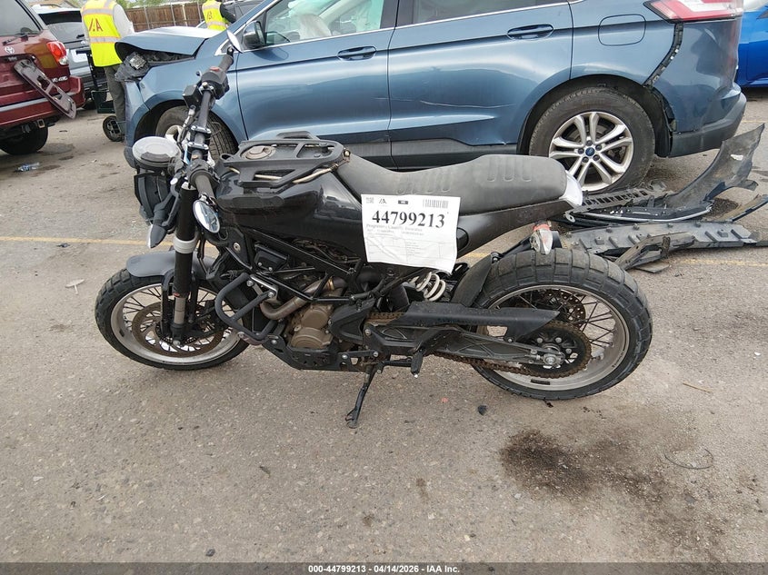 2019 Husqvarna Svartpilen 401 VIN: VBKUNJ405KM268491 Lot: 44799213