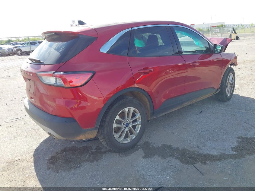 2022 Ford Escape Se