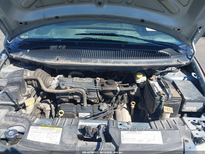 2005 Dodge Grand Caravan Sxt VIN: 2D4GP44LX5R196244 Lot: 44799237