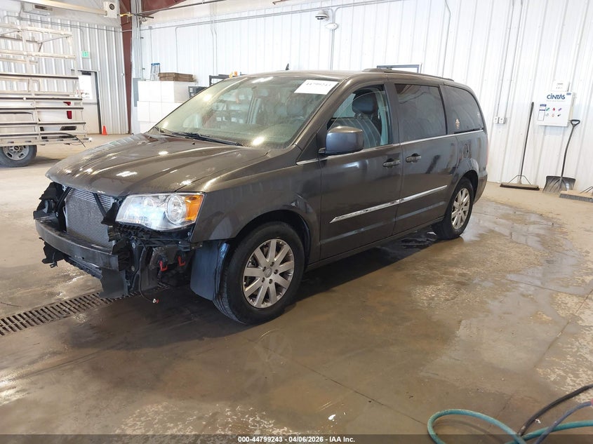 2016 Chrysler Town & Country Touring
