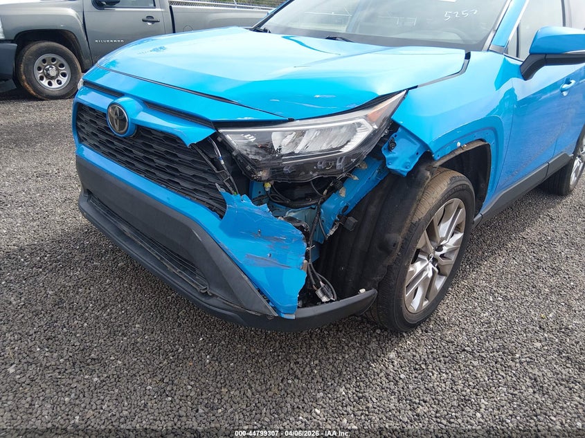 VIN 2T3C1RFV6KW025257 2019 TOYOTA RAV4 XLE PREMIUM