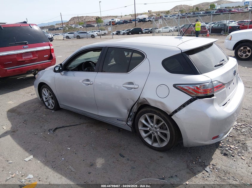 2011 Lexus Ct 200H Premium VIN: JTHKD5BH7B2046573 Lot: 44799407