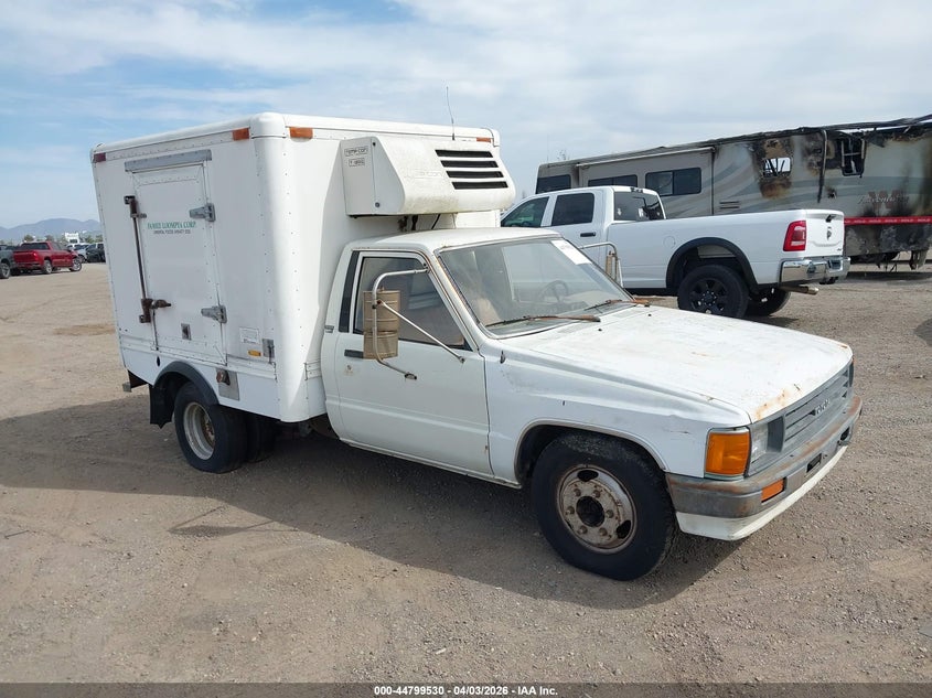 1987 Toyota Pickup Cab Chassis Rn55