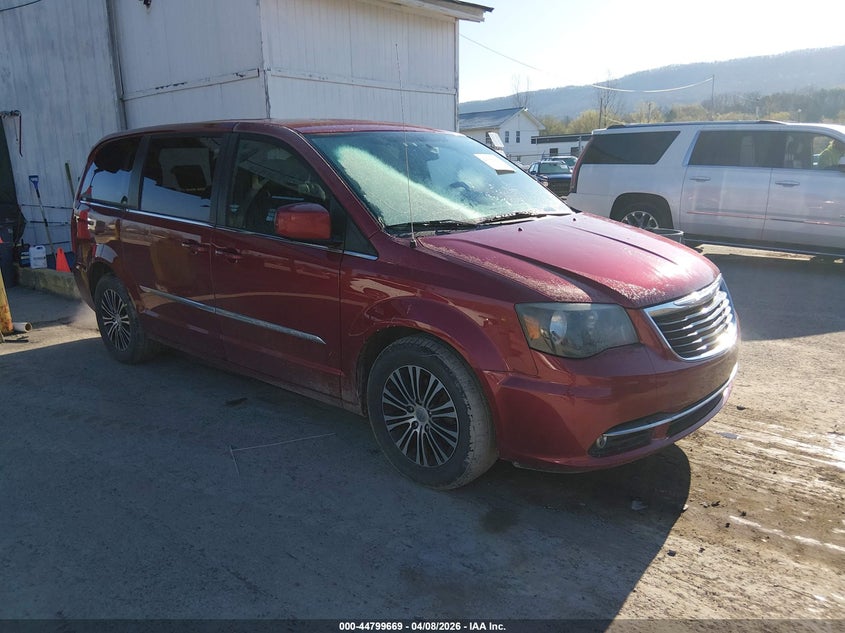 2014 Chrysler Town & Country S