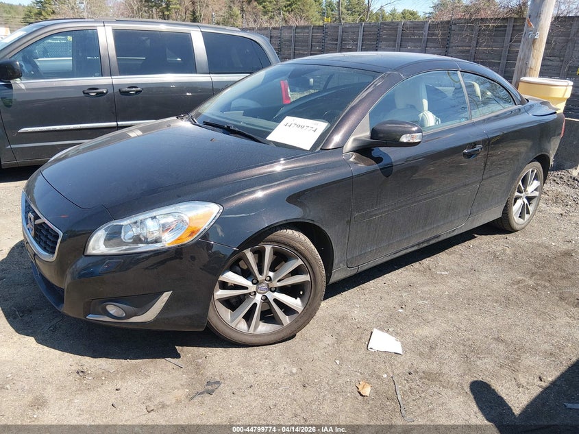 2013 Volvo C70 T5