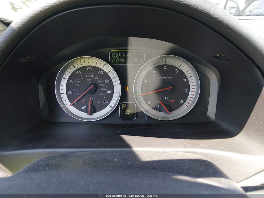 2013 Volvo C70 T5 VIN: YV1672MCXDJ141917 Lot: 44799774