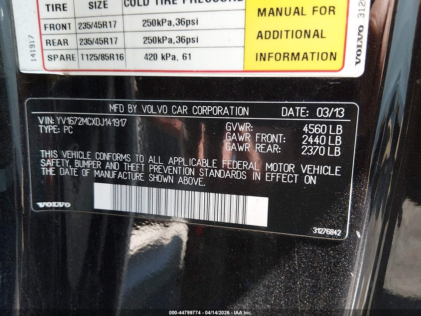 2013 Volvo C70 T5 VIN: YV1672MCXDJ141917 Lot: 44799774