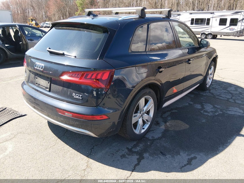2018 Audi Q5 2.0T Premium/2.0T Tech Premium