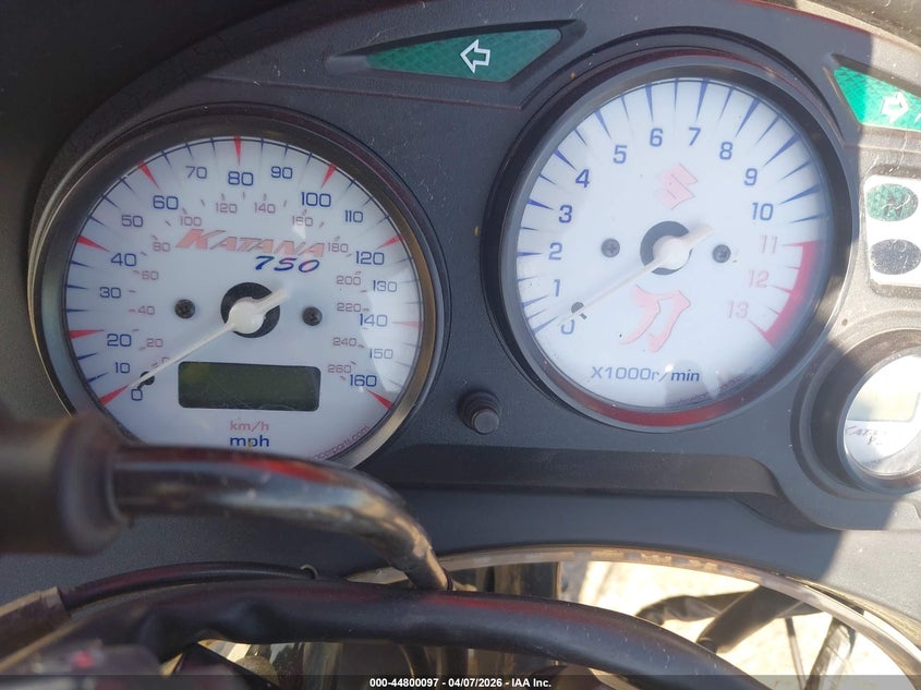 2006 Suzuki Gsx750 F VIN: JS1GR7GA262101592 Lot: 44800097