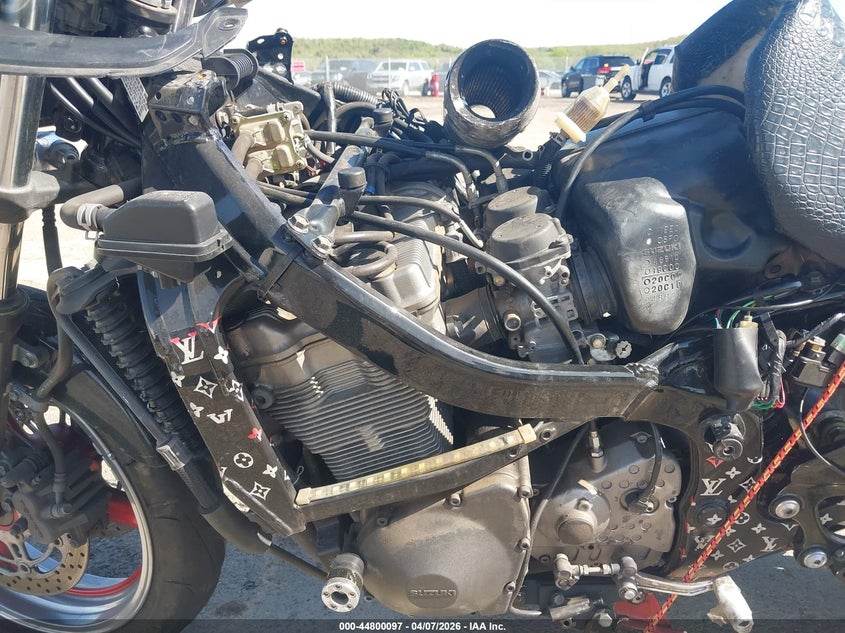 2006 Suzuki Gsx750 F VIN: JS1GR7GA262101592 Lot: 44800097