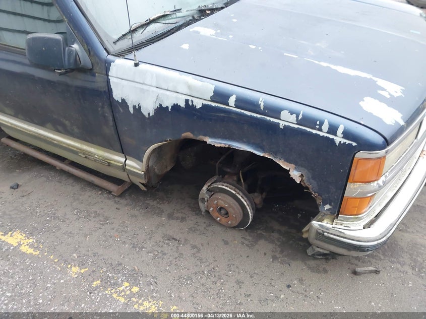 1995 CHEVROLET GMT-400 auction photo 6