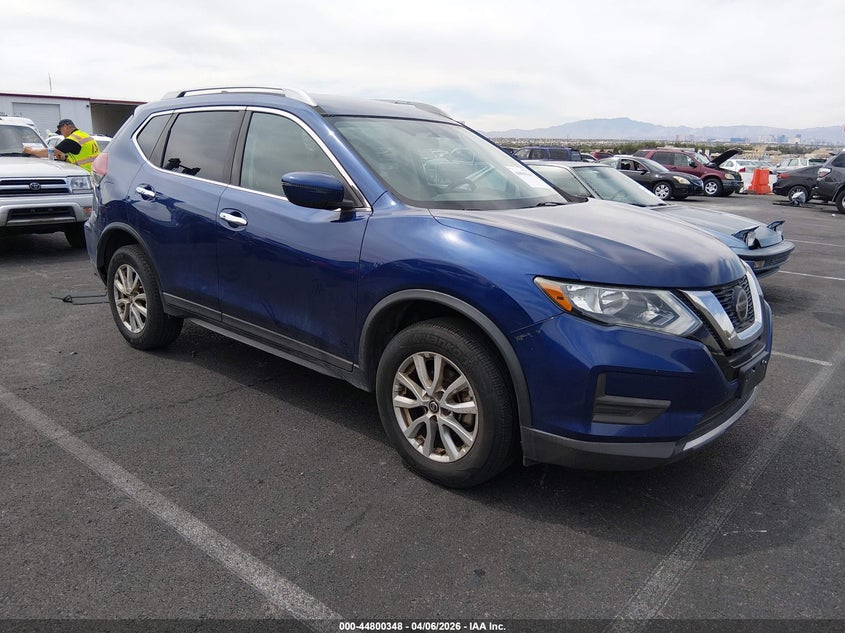 2018 Nissan Rogue Sv