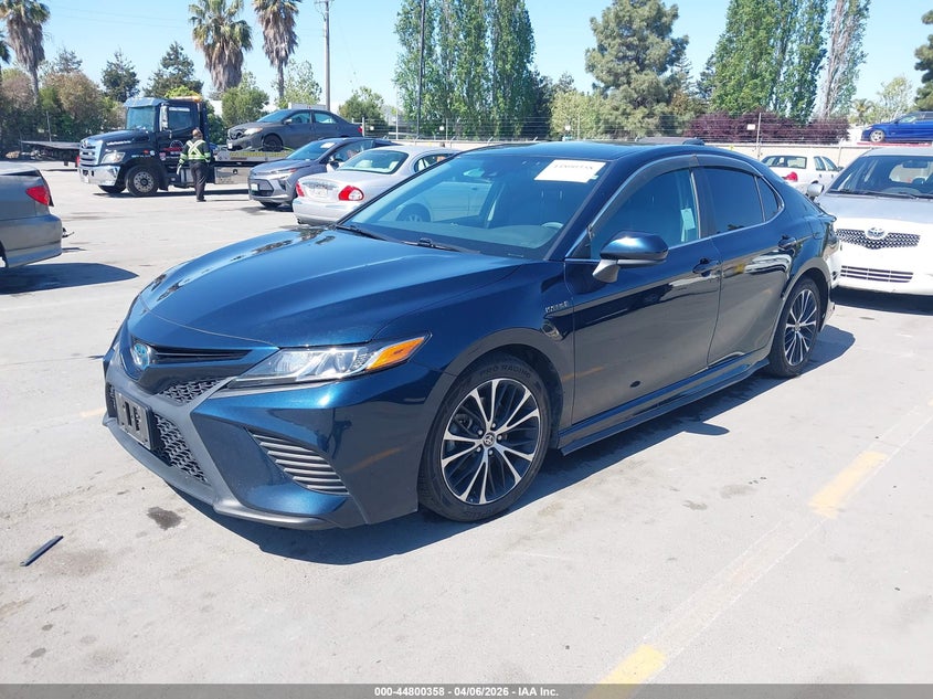 2020 Toyota Camry Se Hybrid