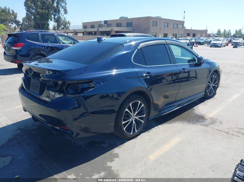 2020 Toyota Camry Se Hybrid