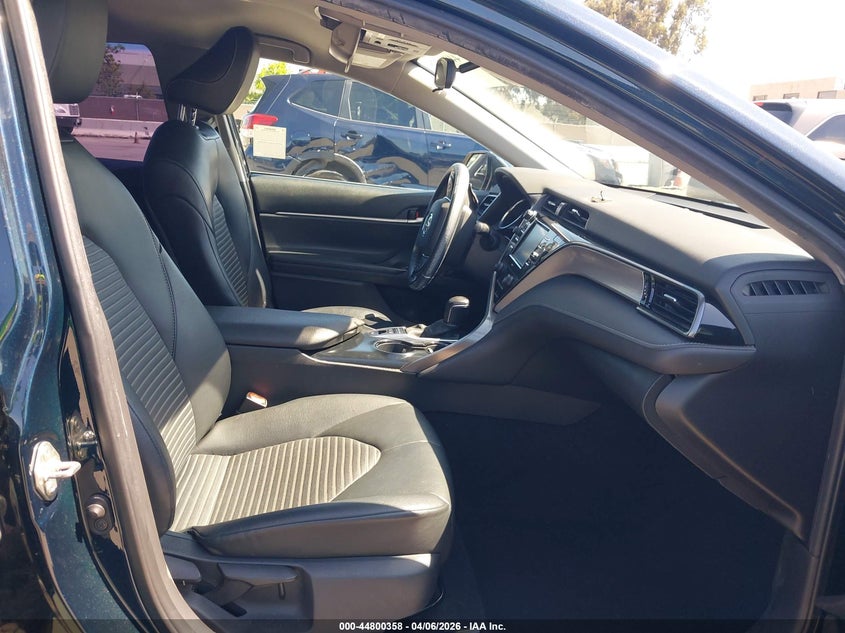 2020 Toyota Camry Se Hybrid