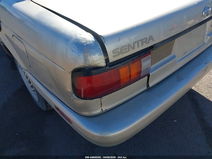 1994 Nissan Sentra E/Xe/Gxe/Le VIN: 1N4EB31F2RC877482 Lot: 44800382