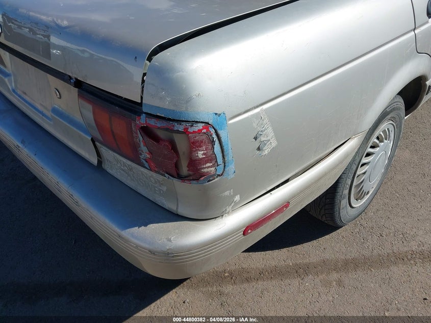 1994 Nissan Sentra E/Xe/Gxe/Le VIN: 1N4EB31F2RC877482 Lot: 44800382