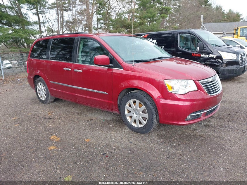 2016 Chrysler Town & Country Touring