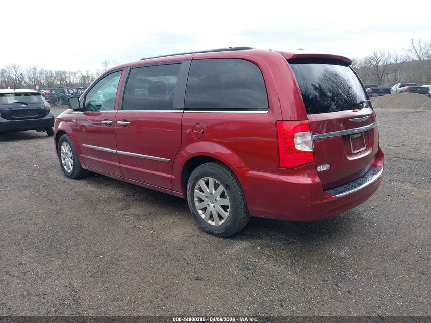 2016 Chrysler Town & Country Touring