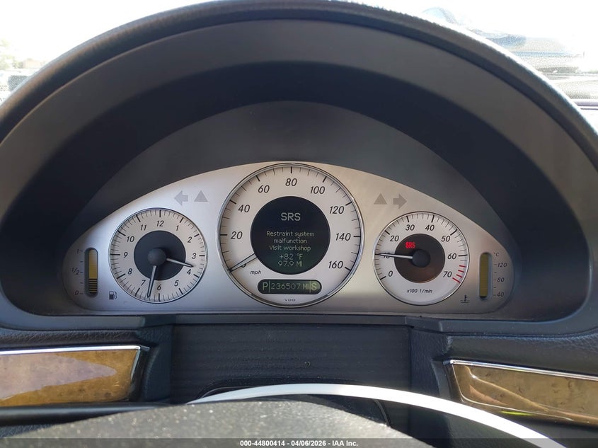 2007 Mercedes-Benz E 550 VIN: WDBUF72X47B098966 Lot: 44800414