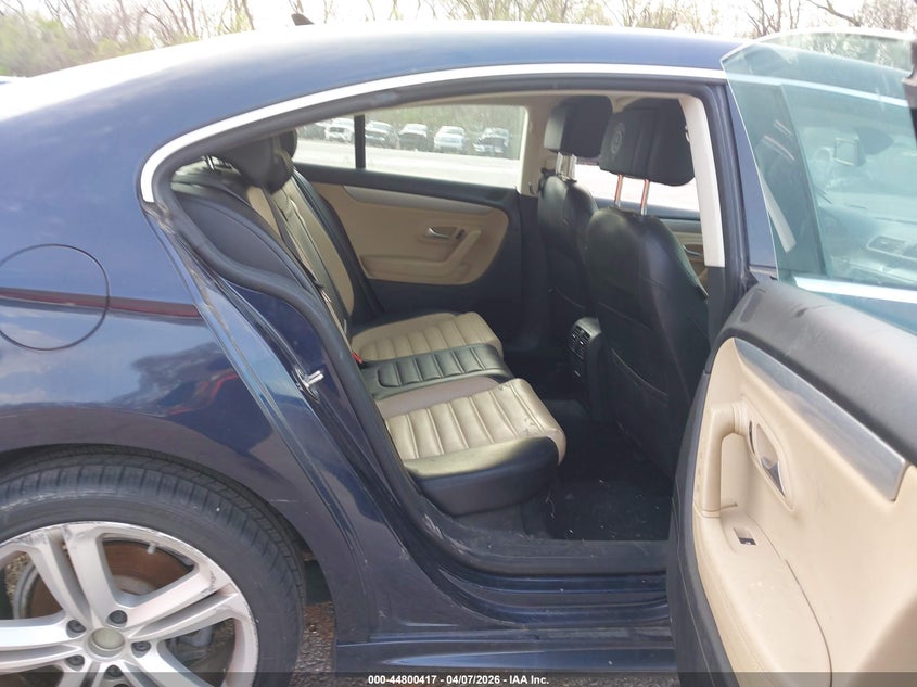 2015 Volkswagen Cc 2.0T R-Line VIN: WVWBP7AN2FE814816 Lot: 44800417