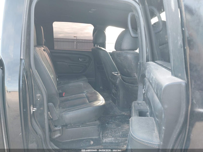 2018 Nissan Titan Xd Sl Diesel VIN: 1N6BA1F43JN520121 Lot: 44800449