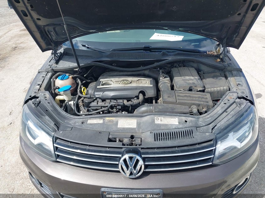 2016 Volkswagen Eos Komfort VIN: WVWBW8AH1GV000144 Lot: 44800517