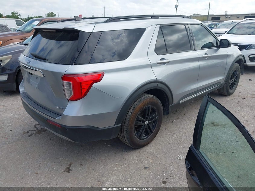 Vin: 1fmsk8dh2ngb47562, lot: 45297837, ford explorer xlt 20224