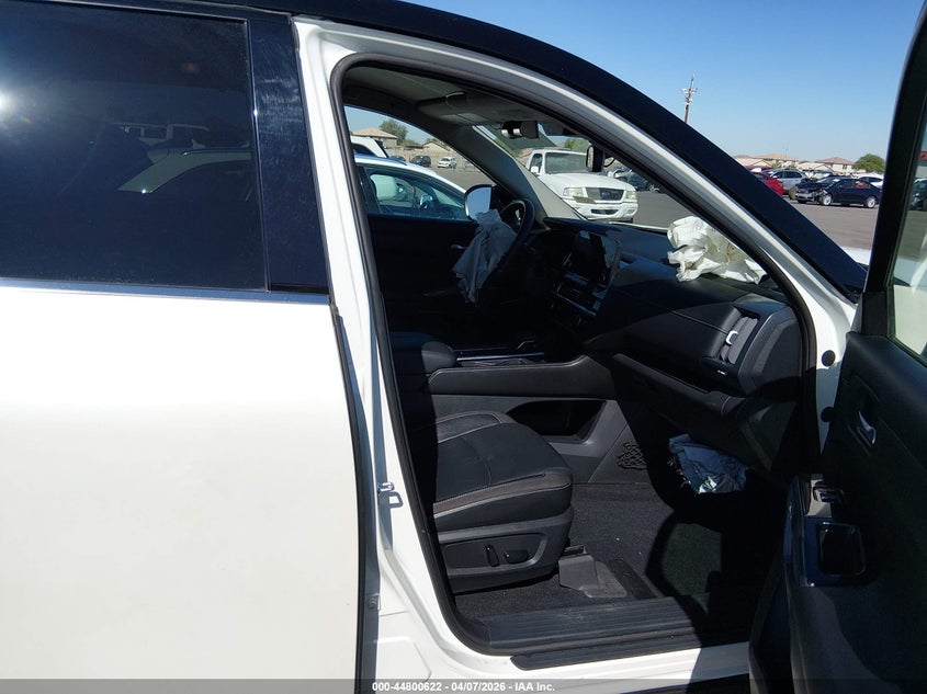 2022 Nissan Pathfinder Sl 2Wd