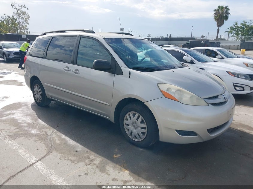 2007 Toyota Sienna Le