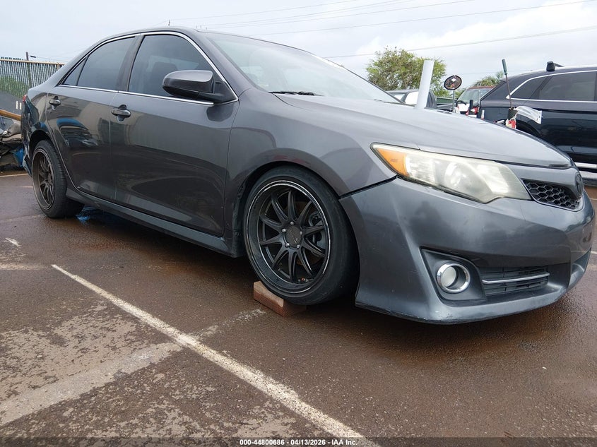 2014 Toyota Camry 2.5 Se Se Sport grey Lot 111044800686 Vin 4T1BF1FK3EU366164