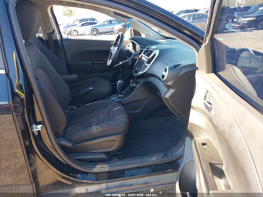 2020 Chevrolet Sonic Fwd Lt 5-Door