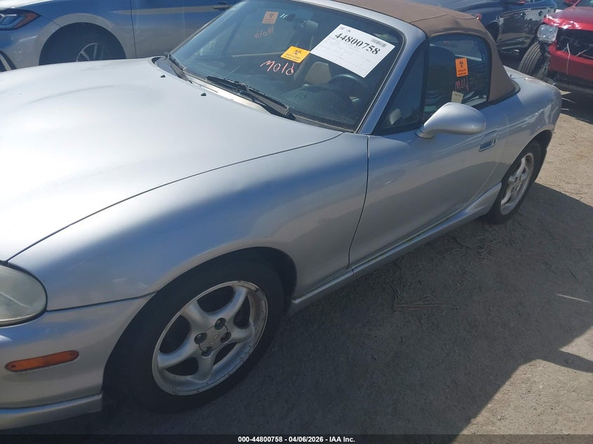 2000 Mazda Mx-5 Miata Ls/Special Edition VIN: JM1NB3538Y0152933 Lot: 44800758