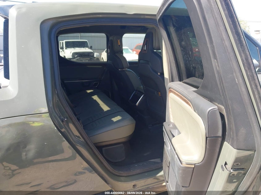 2022 RIVIAN R1T auction photo 8
