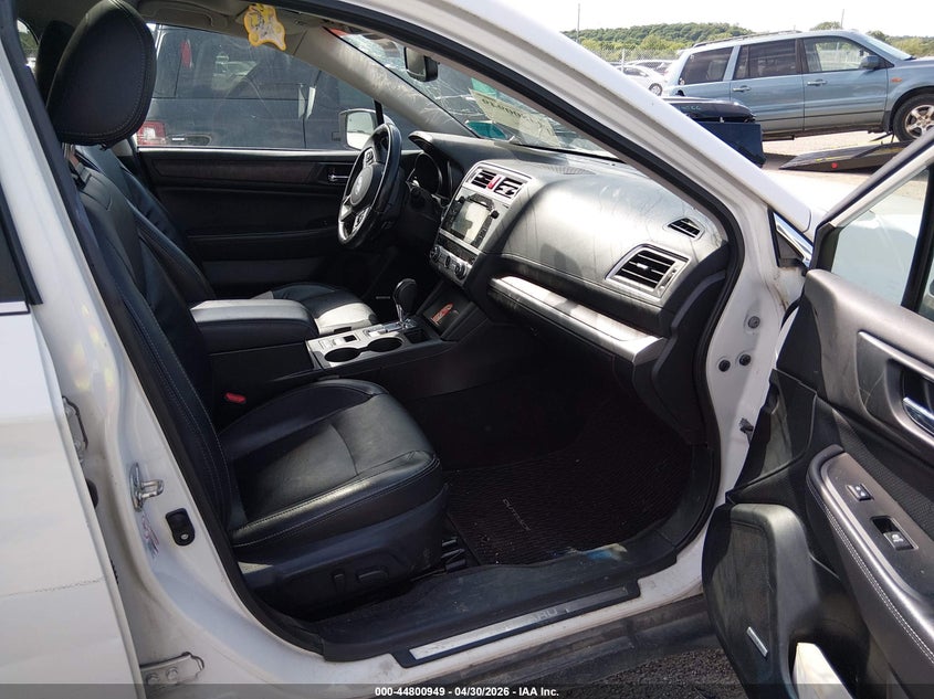 2015 SUBARU OUTBACK auction photo 5