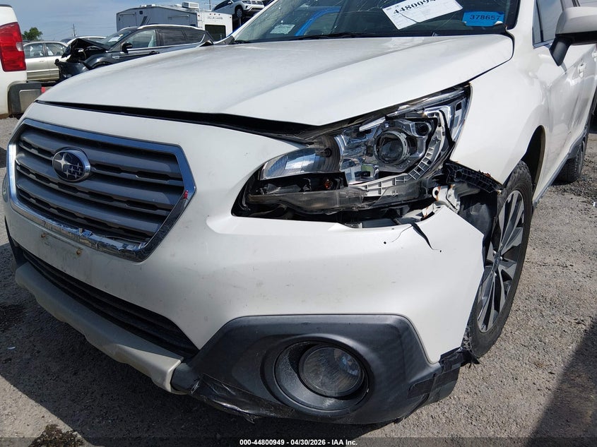 2015 SUBARU OUTBACK auction photo 6