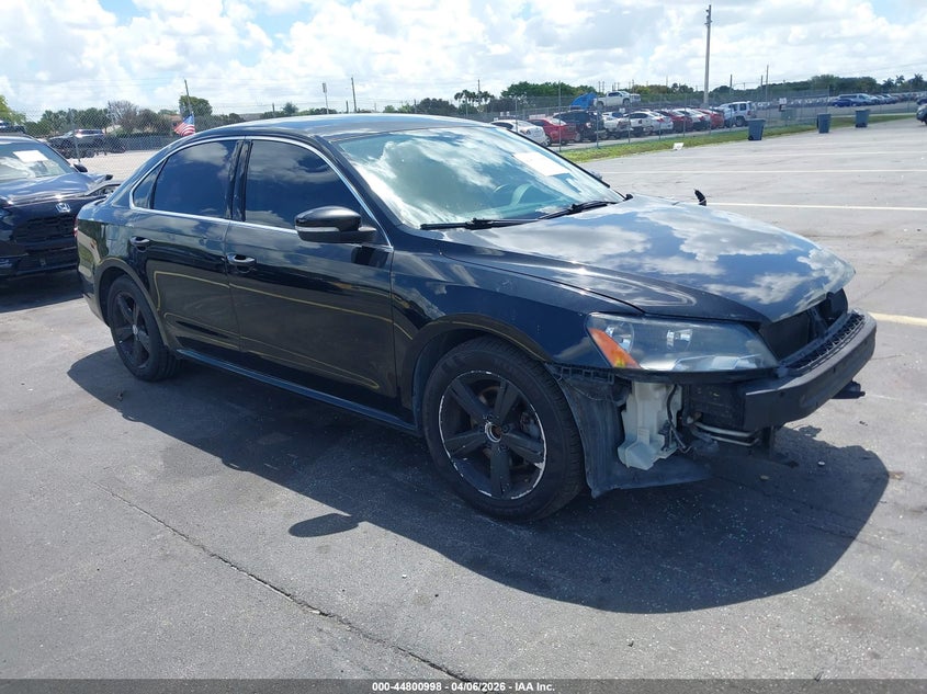 2012 Volkswagen Passat 2.5L Se